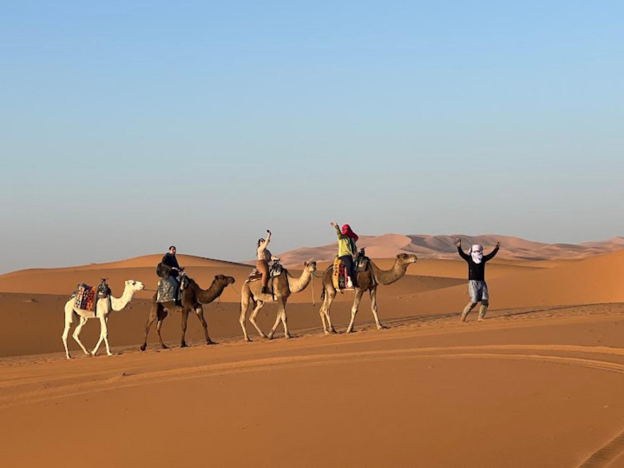 Merzouga Desert Campsite &Activities Екстер'єр фото